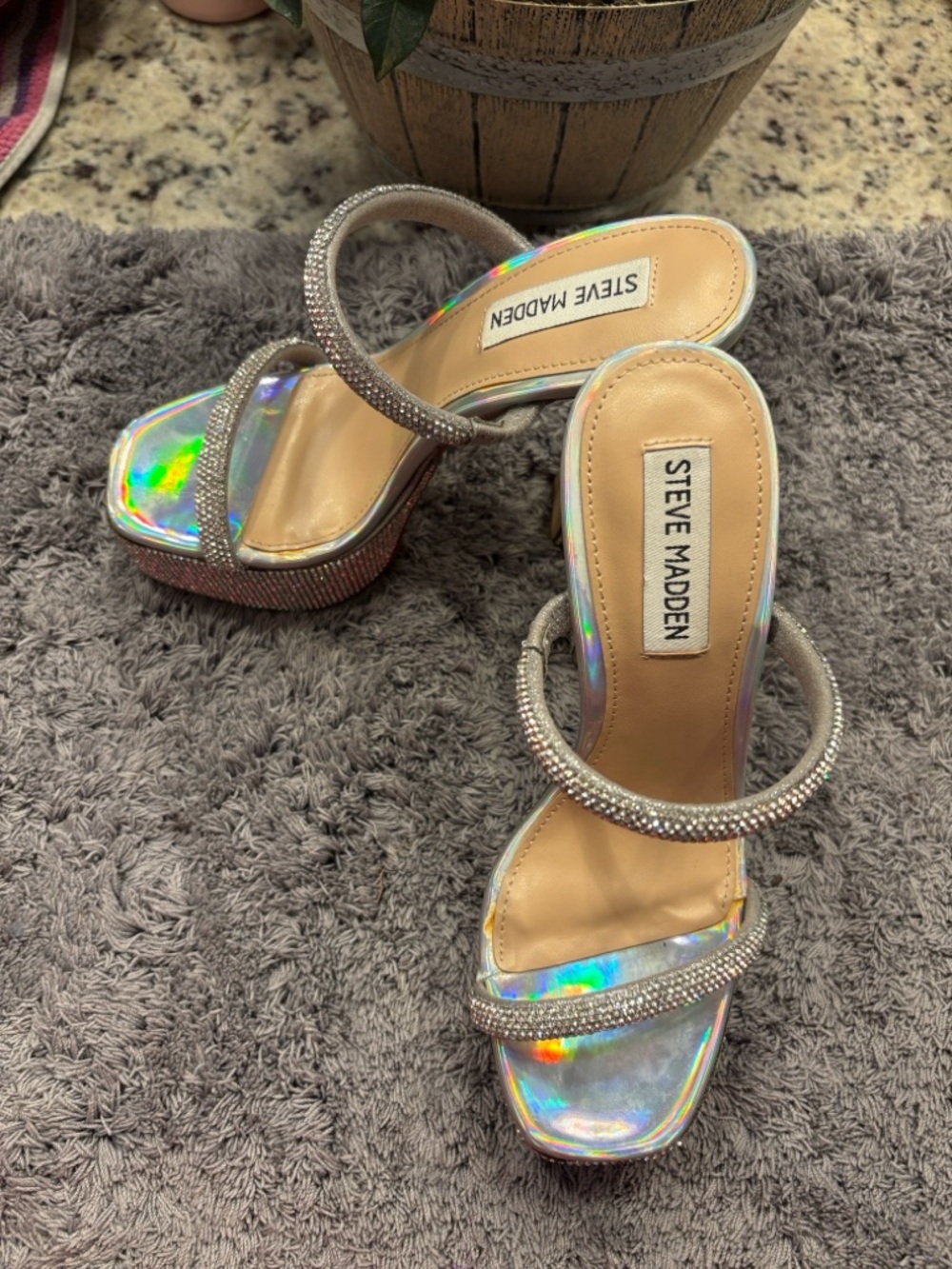 Steve Madden Zayne Platform Sandal - Picture 2 of 14